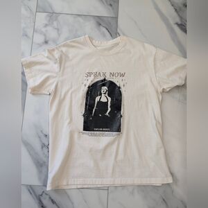 Taylor Swift Graphic Tee in Cream
